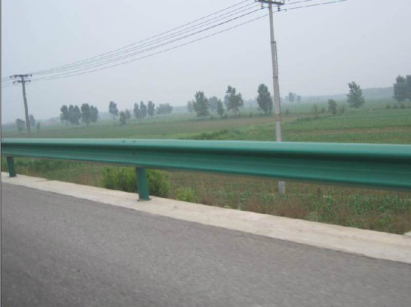 路路护栏有哪些优势？